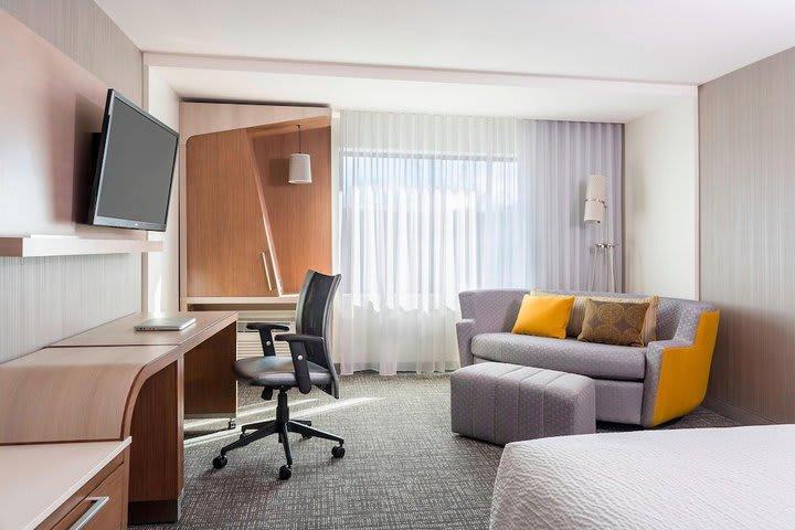 Courtyard By Marriott Картърсвил Екстериор снимка