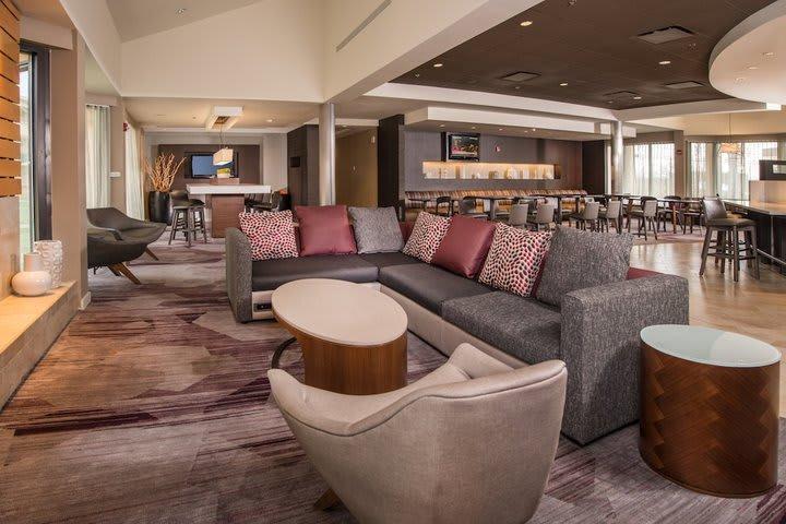 Courtyard By Marriott Картърсвил Екстериор снимка
