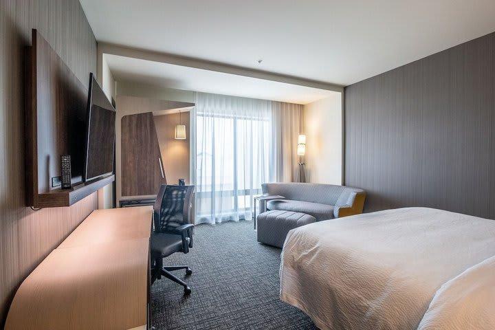Courtyard By Marriott Картърсвил Екстериор снимка