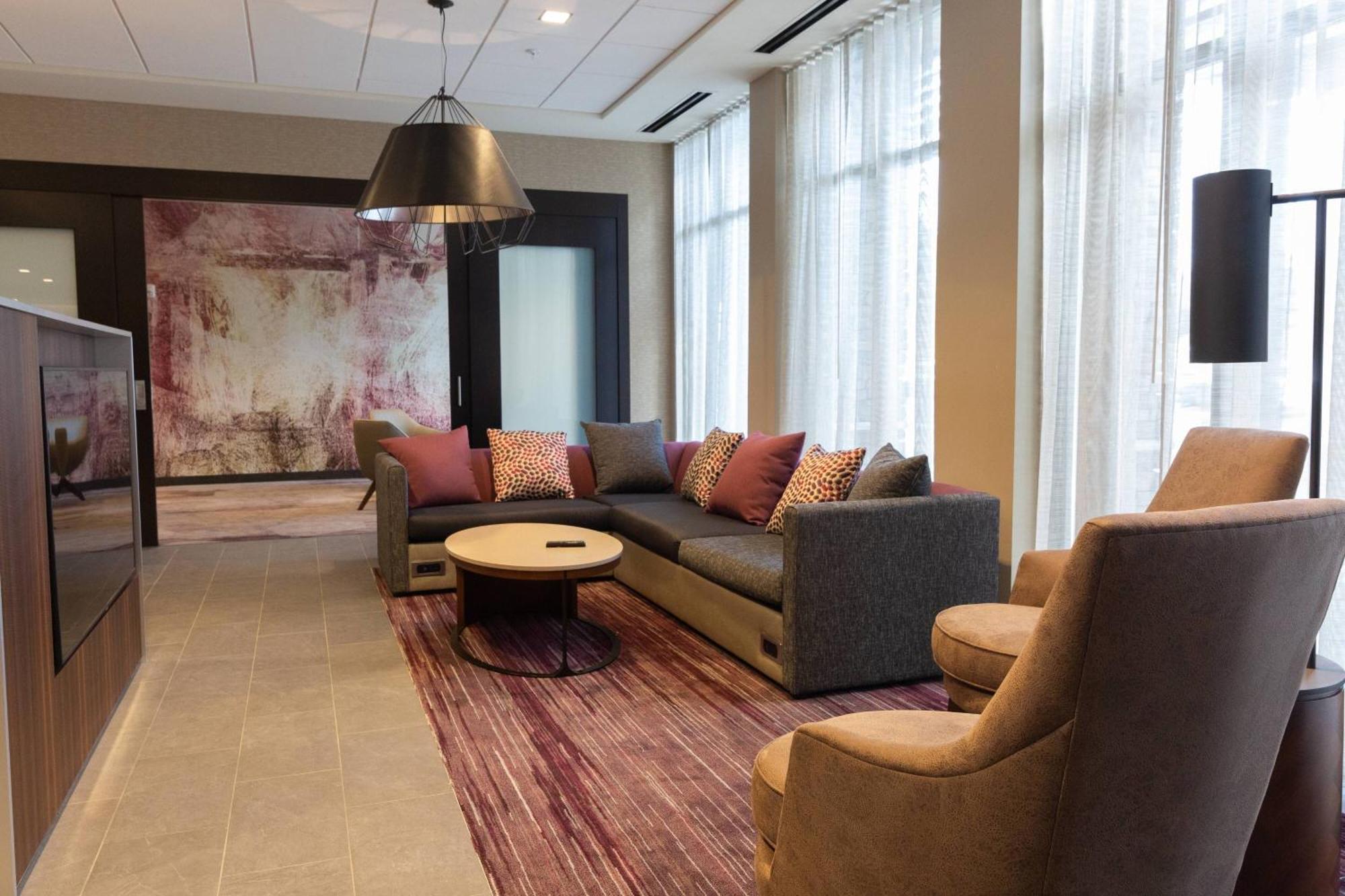 Courtyard By Marriott Картърсвил Екстериор снимка