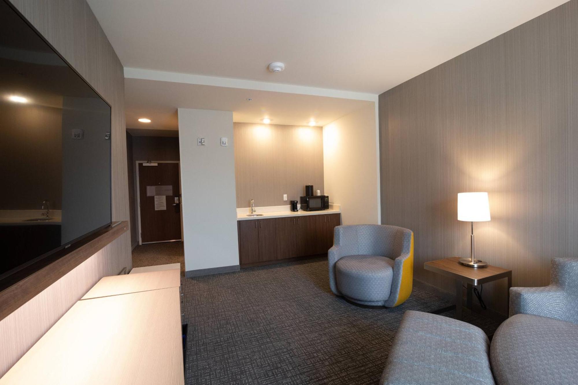 Courtyard By Marriott Картърсвил Екстериор снимка