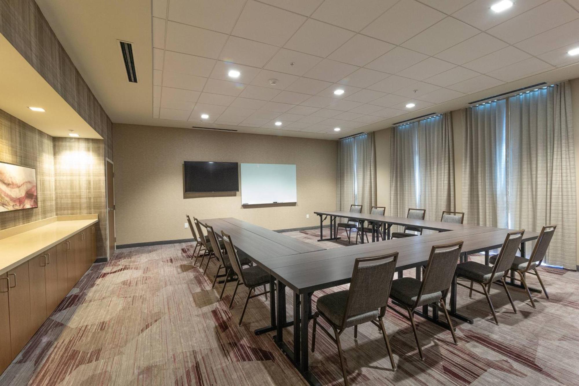 Courtyard By Marriott Картърсвил Екстериор снимка